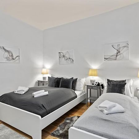 וינה Modern Apartment Close To Center - 2Br מראה חיצוני תמונה